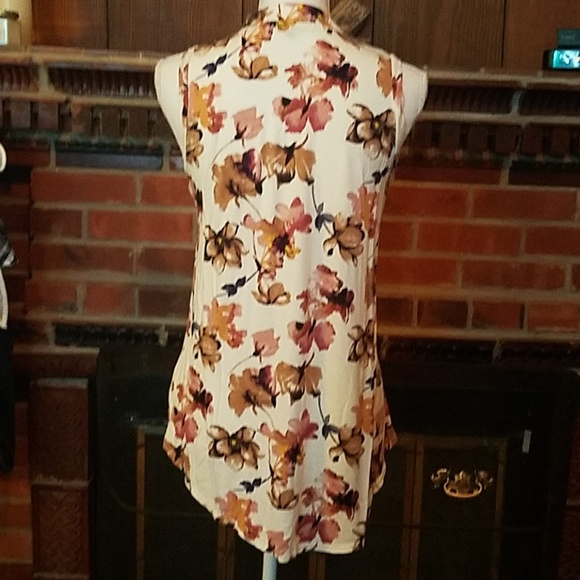 Sleeveless top - Picture 5 of 6